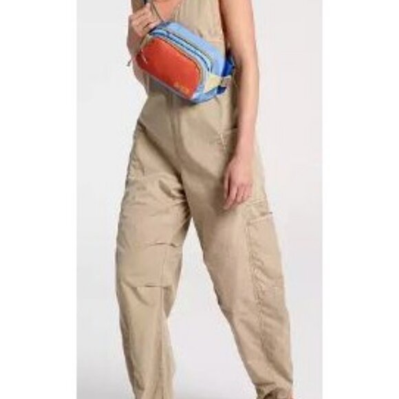 Alpine Design Jumpsuit Size XS Overalls Beige Oversized NWT $88 Women's - Picture 12 of 16